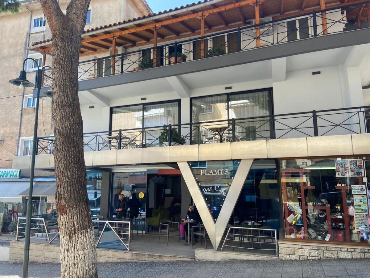 "Hotel Lili" Sarande Luaran gambar